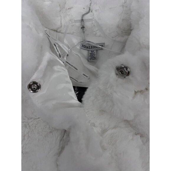 Nina Leonard White Faux Fur Wrap Jacket Capelet Medium Crystal Bling Button New - Picture 9 of 16